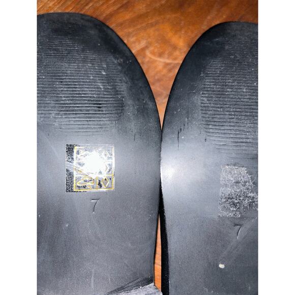 Hot Topic CottageCore Goth Rose & Skull Horse Bit Black Heeled Wednesday Loafers - Picture 10 of 10